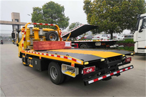 云阳道路救援拖车报价