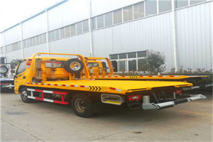 云阳附近拖车救援搭电